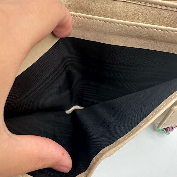 Gucci Compact Leather Wallet Beige Neutral - Picture 15 of 16